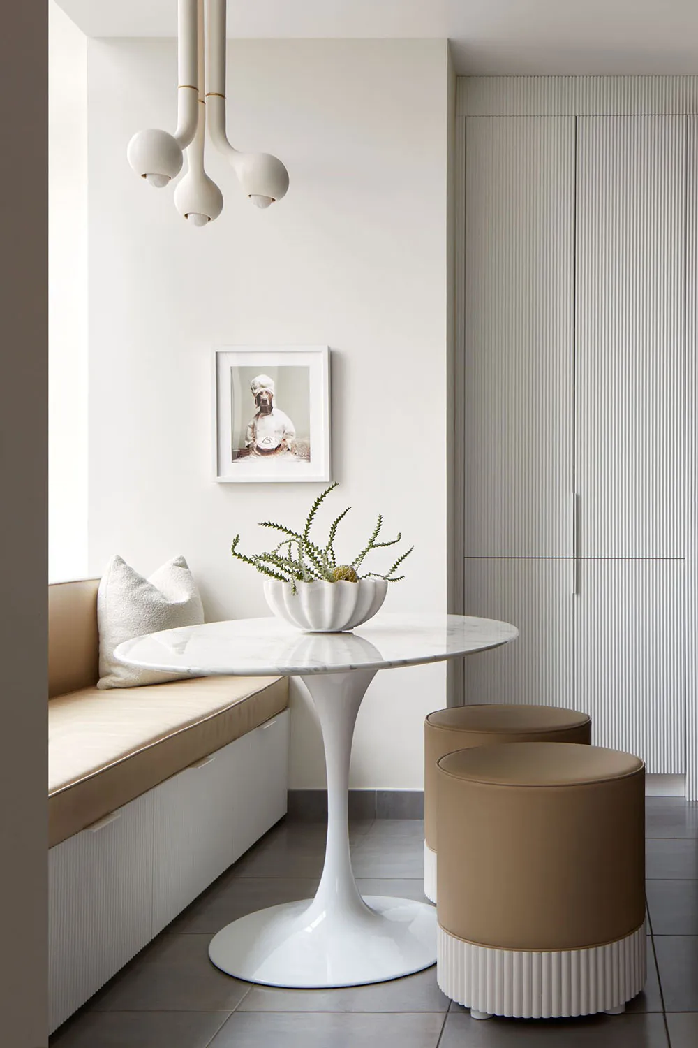 Elegancki wnętrze w kremowych i mlecznych odcieniach w Nowym Jorku - Gallery image 7