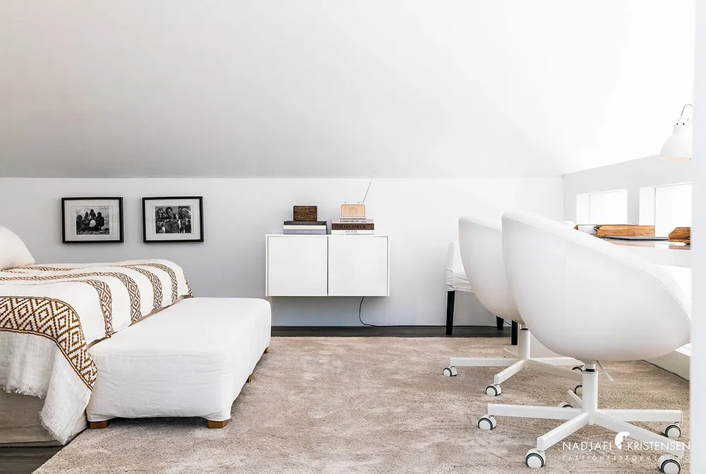 Casa escandinava moderna en la costa del mar - Gallery image 12