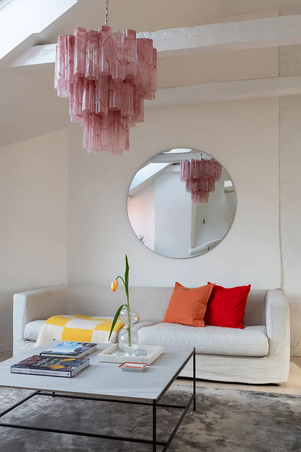 Летние акценты в декоре светлой мансардной квартиры в Стокгольме (70 кв. м) - Gallery image 8