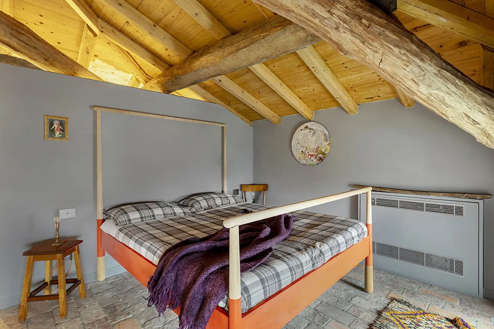 Historic Architecture, Bold Design and Nature: House in Italy - Gallery image 31