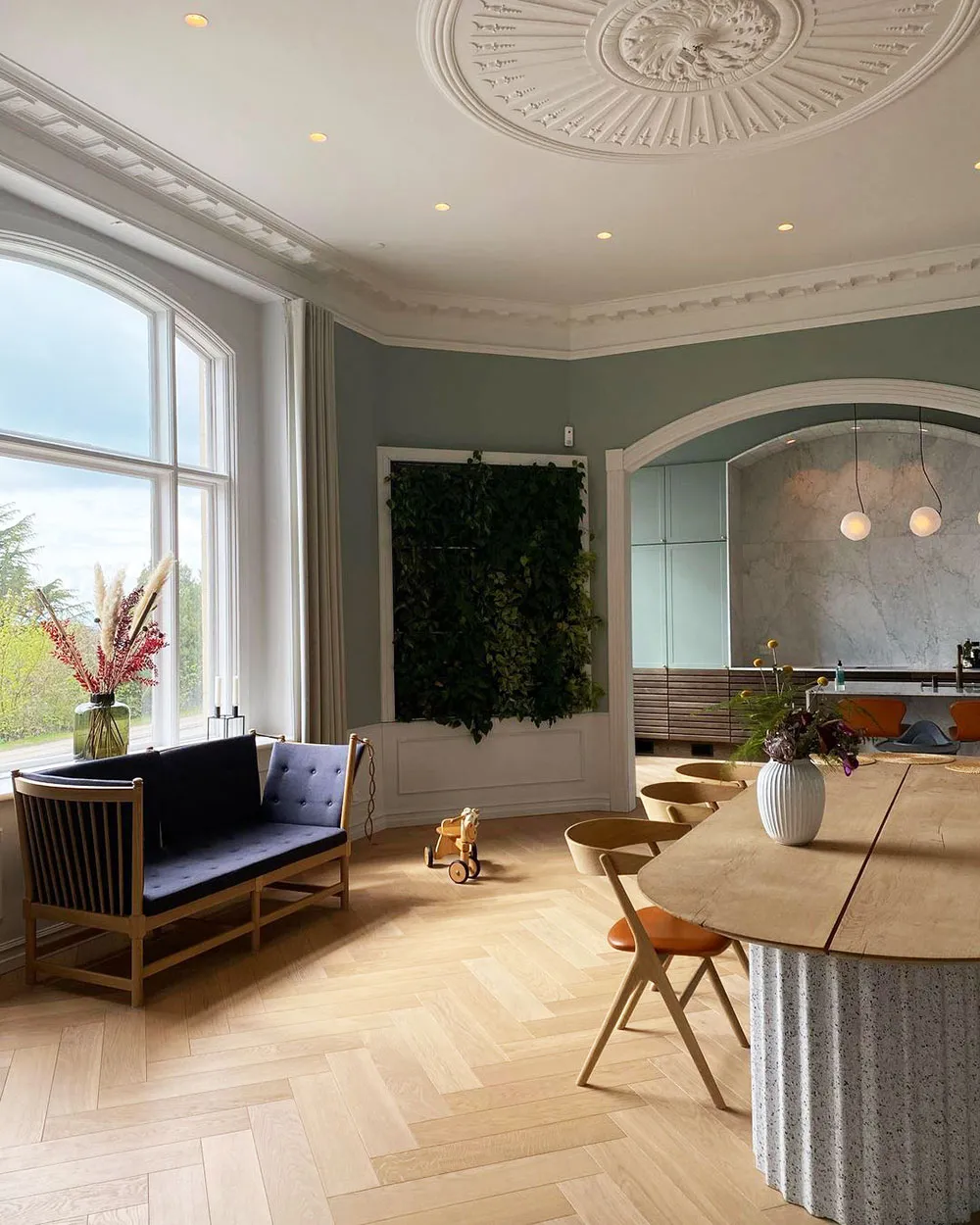 Красиві інтер'єри розкішної історичної вілли в Данії - Gallery image 4