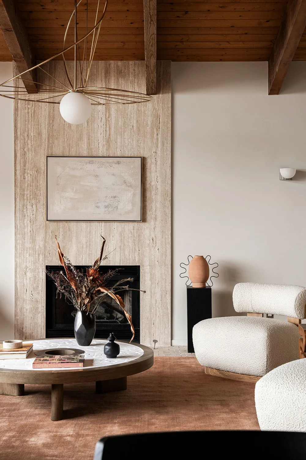 Cozy Modern Design of an Unusual House in California - Gallery image 12