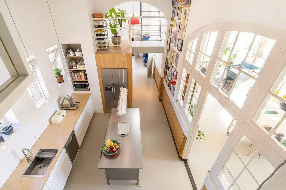 Bright Loft in Old School Building in Rotterdam - Gallery image 15