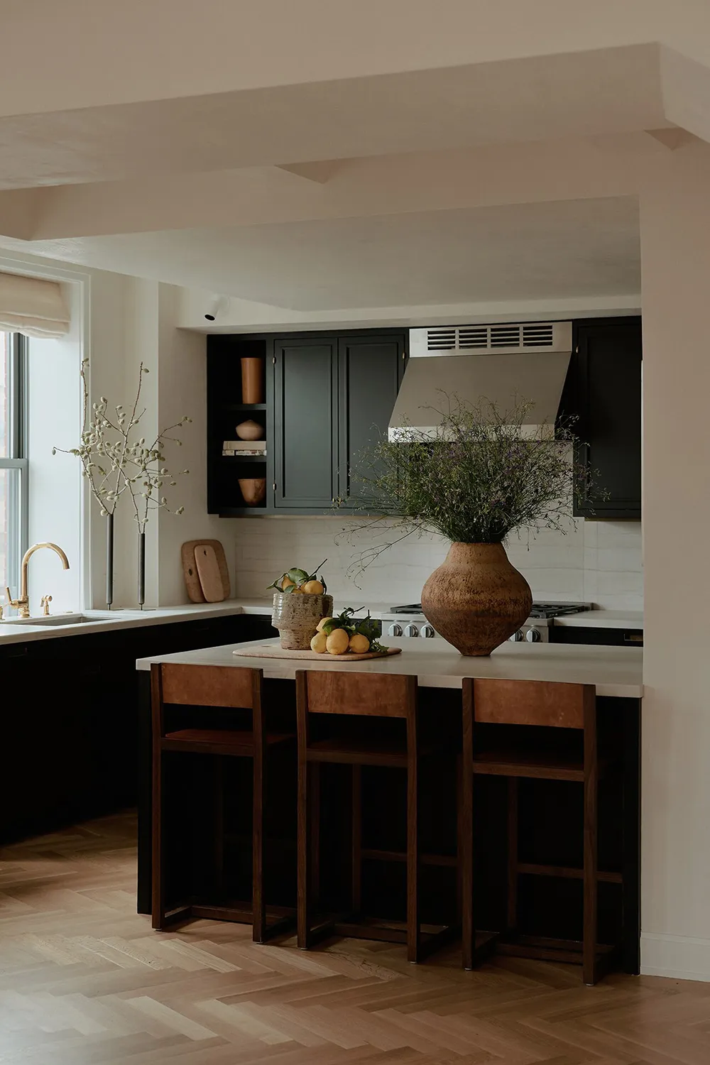 Soft Tones and Aesthetic Details: Apartments on Manhattan - Gallery image 8