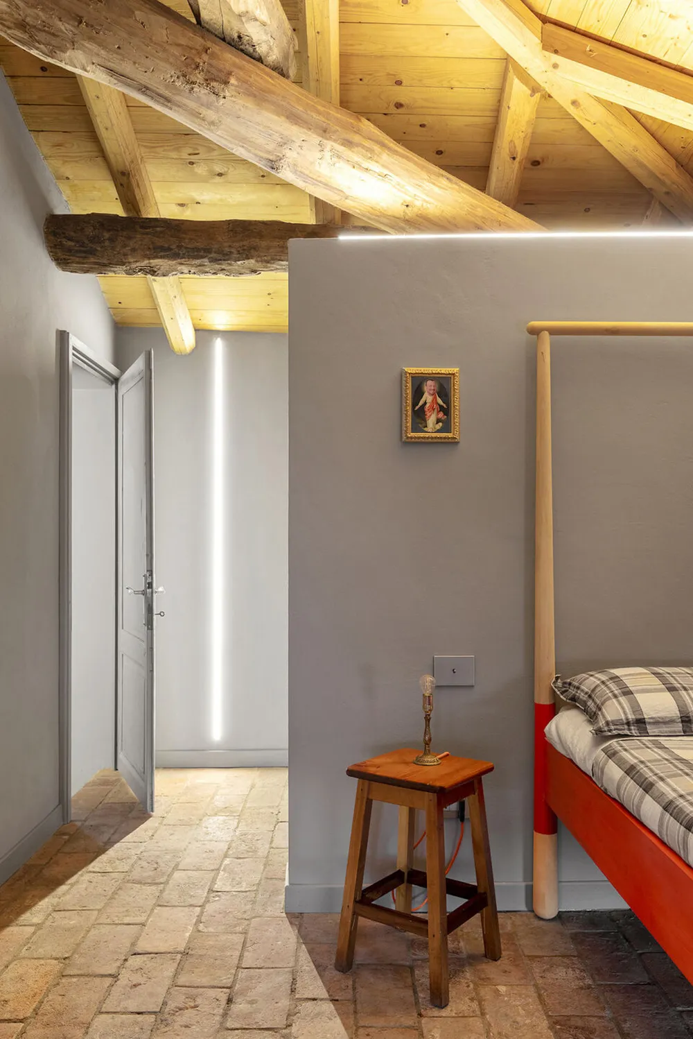 Historic Architecture, Bold Design and Nature: House in Italy - Gallery image 30