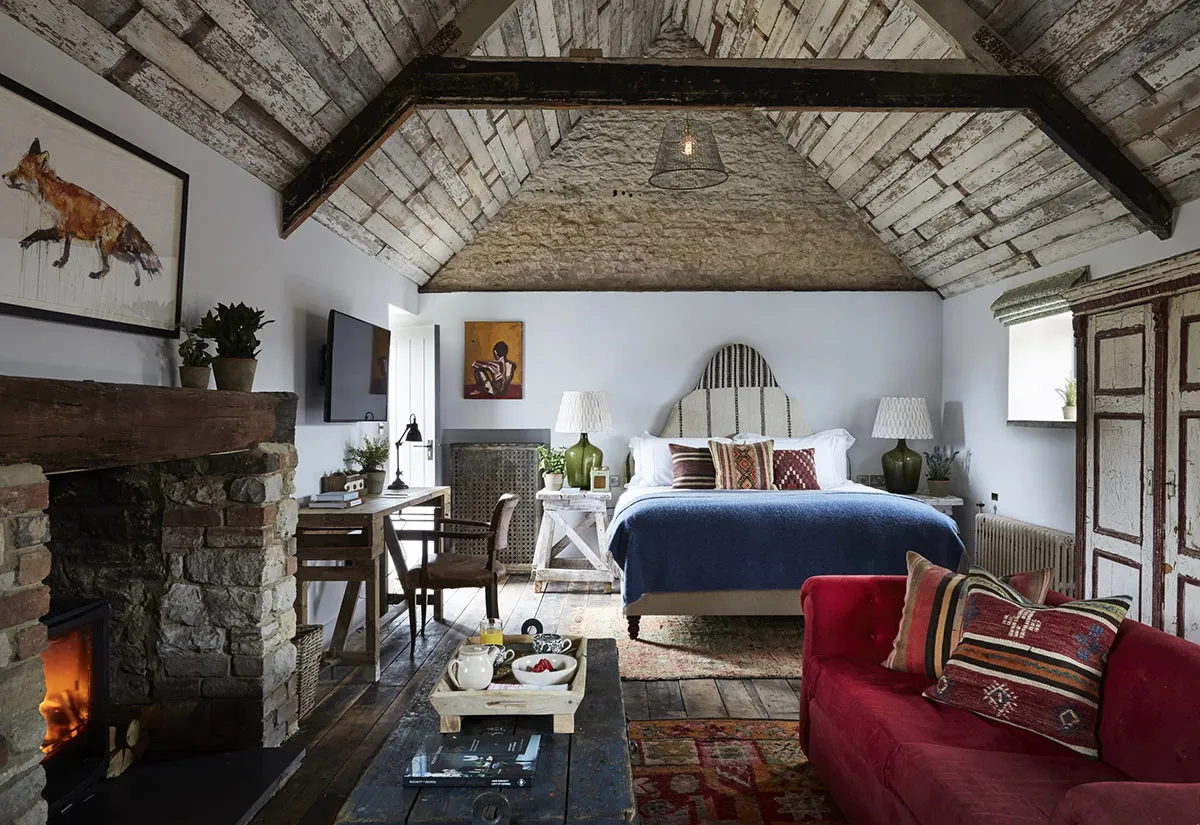 Старовічний кам'яний котедж із чудовими інтер'єрами в Англії - Gallery image 0