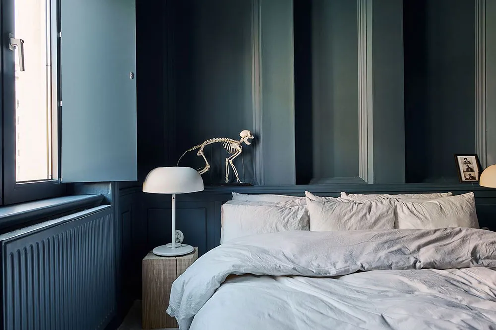 Increíble pequeña apartamento con paredes azules y decoración artística (33 m²) - Gallery image 10