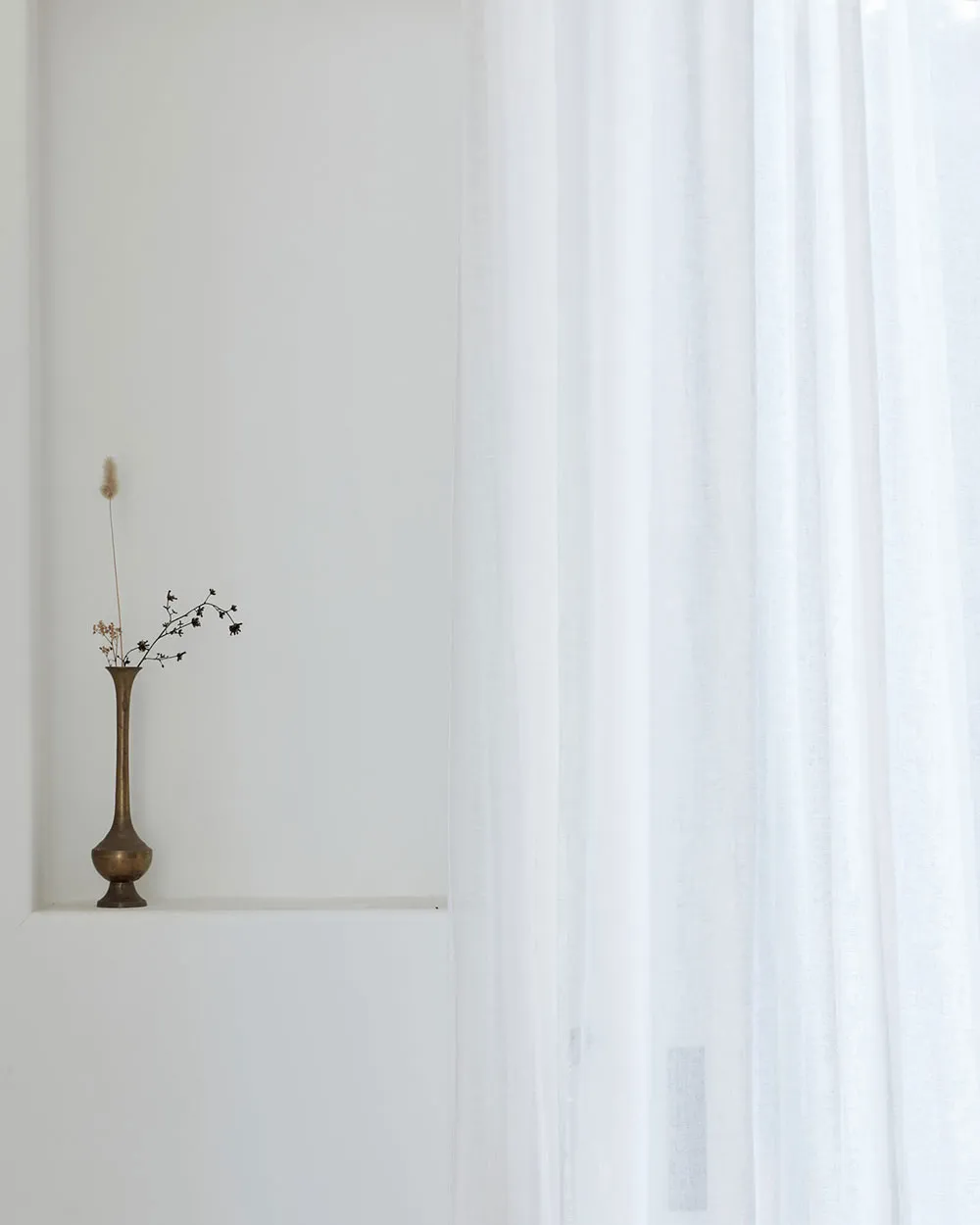 Милый амбар: маленький домик с белыми интерьерами для отдыха на выходных - Gallery image 14