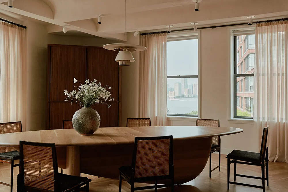 Soft Tones and Aesthetic Details: Apartments on Manhattan - Gallery image 6