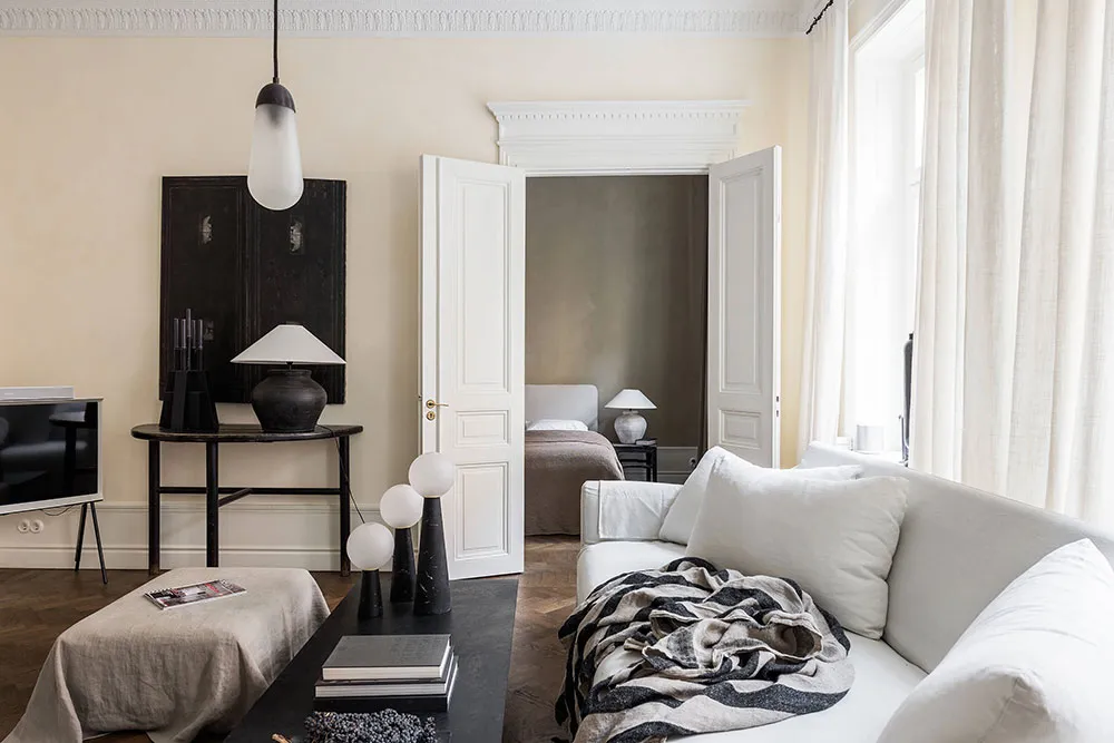 स्टॉकहोम में “सैंड टोन्स” में बनाया गया “मॉडर्न क्लासिक” - Gallery image 2