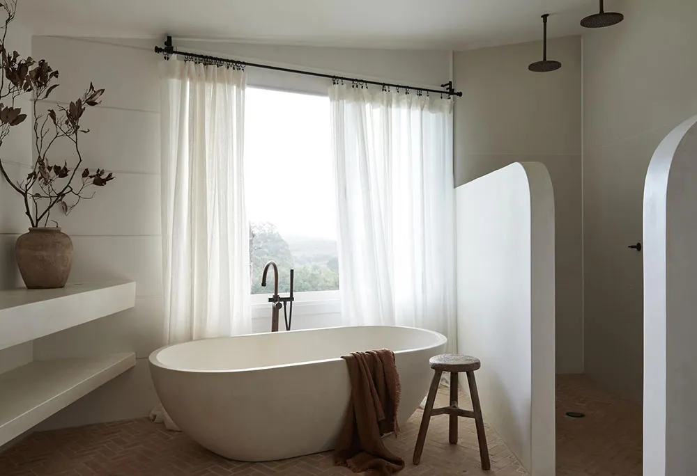 Милый амбар: маленький домик с белыми интерьерами для отдыха на выходных - Gallery image 15