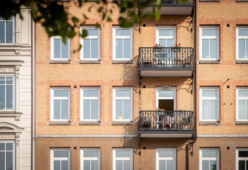 Appartement cosy dans des tons sableux à Stockholm - Gallery image 26