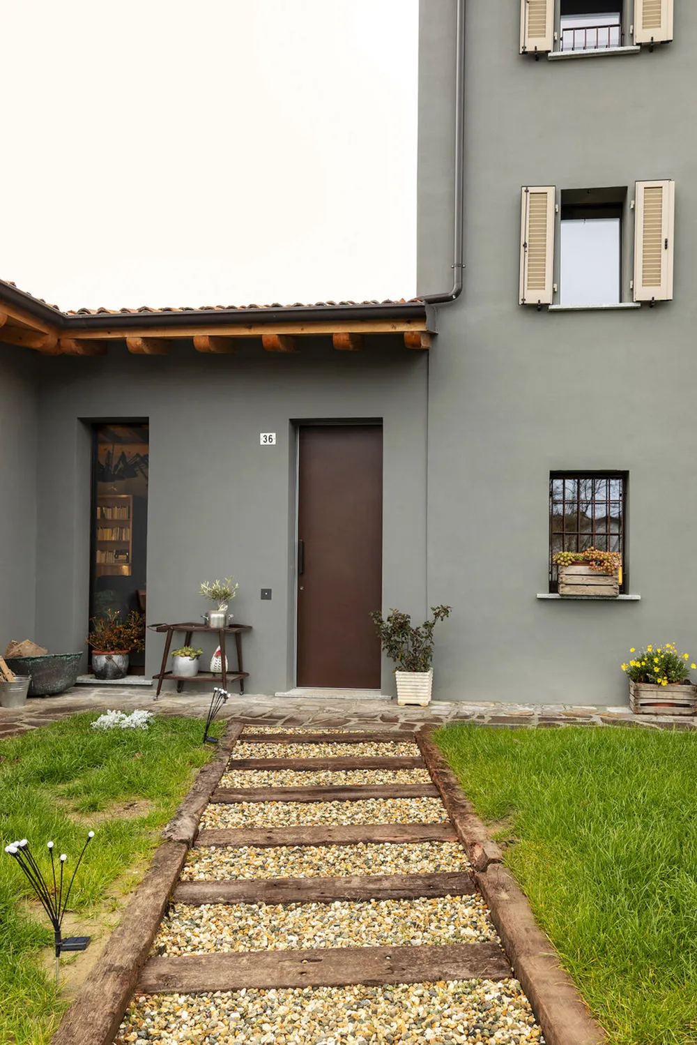 Historic Architecture, Bold Design and Nature: House in Italy - Gallery image 35