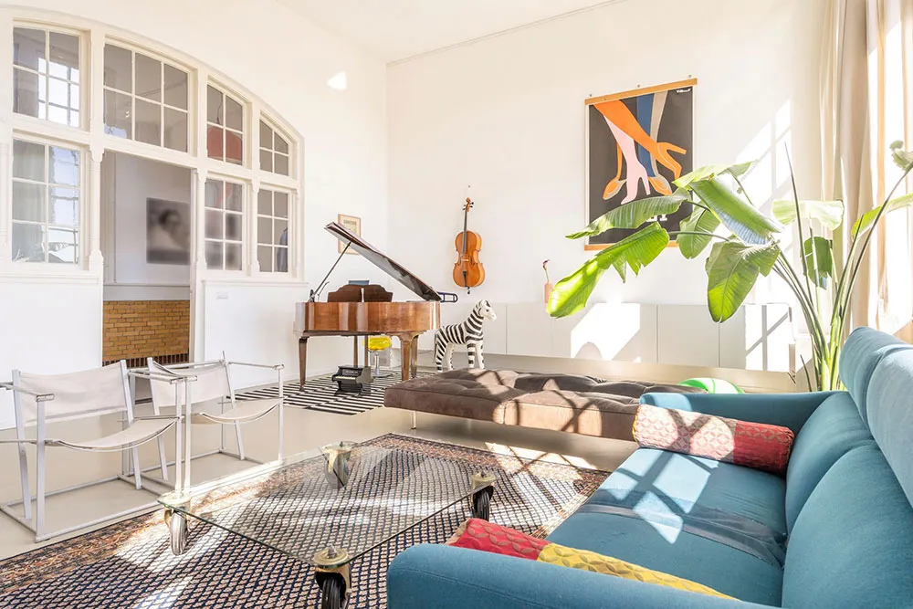 Bright Loft in Old School Building in Rotterdam - Gallery image 5