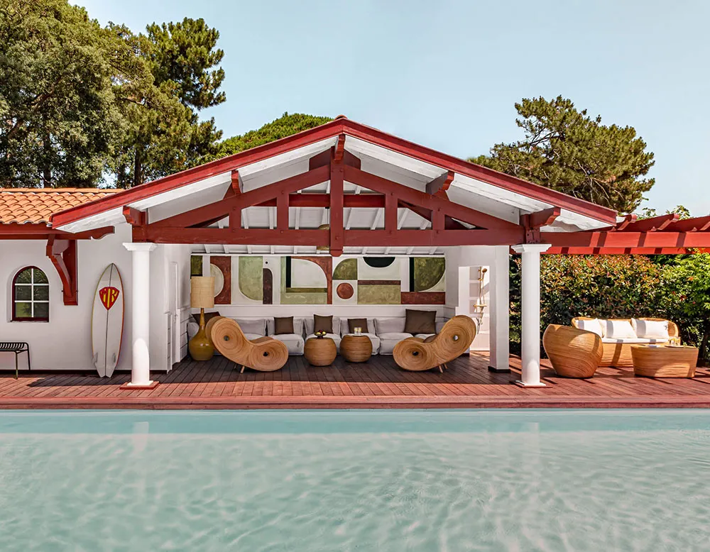 Гри з кольором і декором у красивому гостевому домі на Атлантичному узбережжі Франції - Gallery image 22