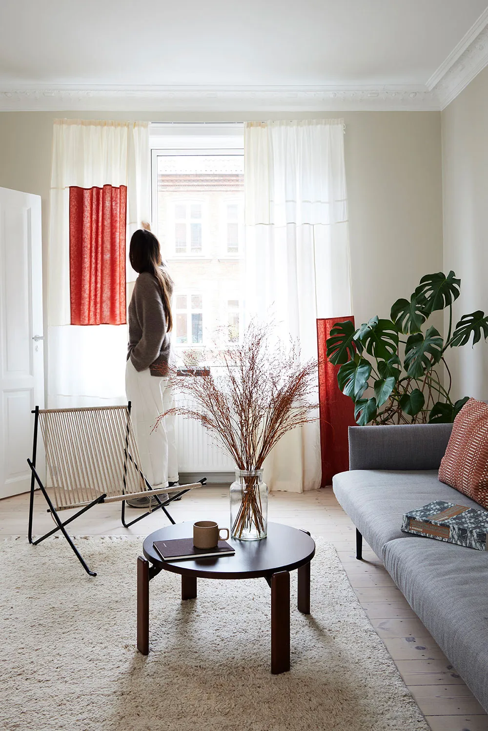 Beautiful Summer Tones in Interior Design of Copenhagen Designer's Apartment - Gallery image 11