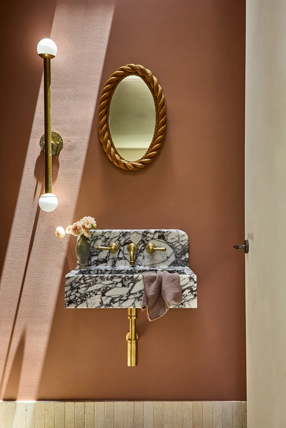 Mélange d'éléments élégants et de minimalisme : maison à Sydney - Gallery image 7