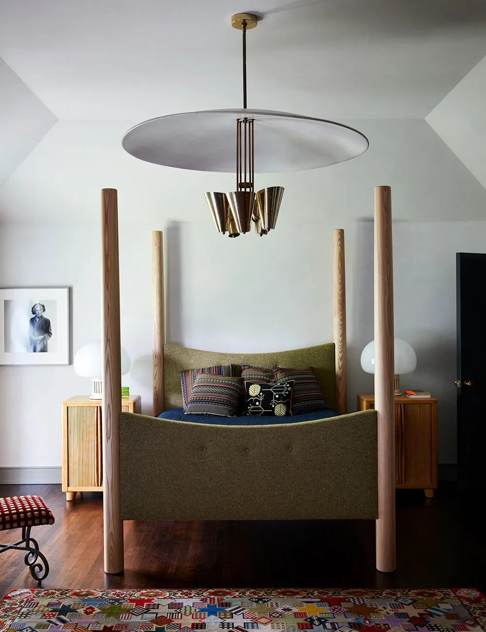 Diseño inusual de casa junto al lago en Estados Unidos - Gallery image 15