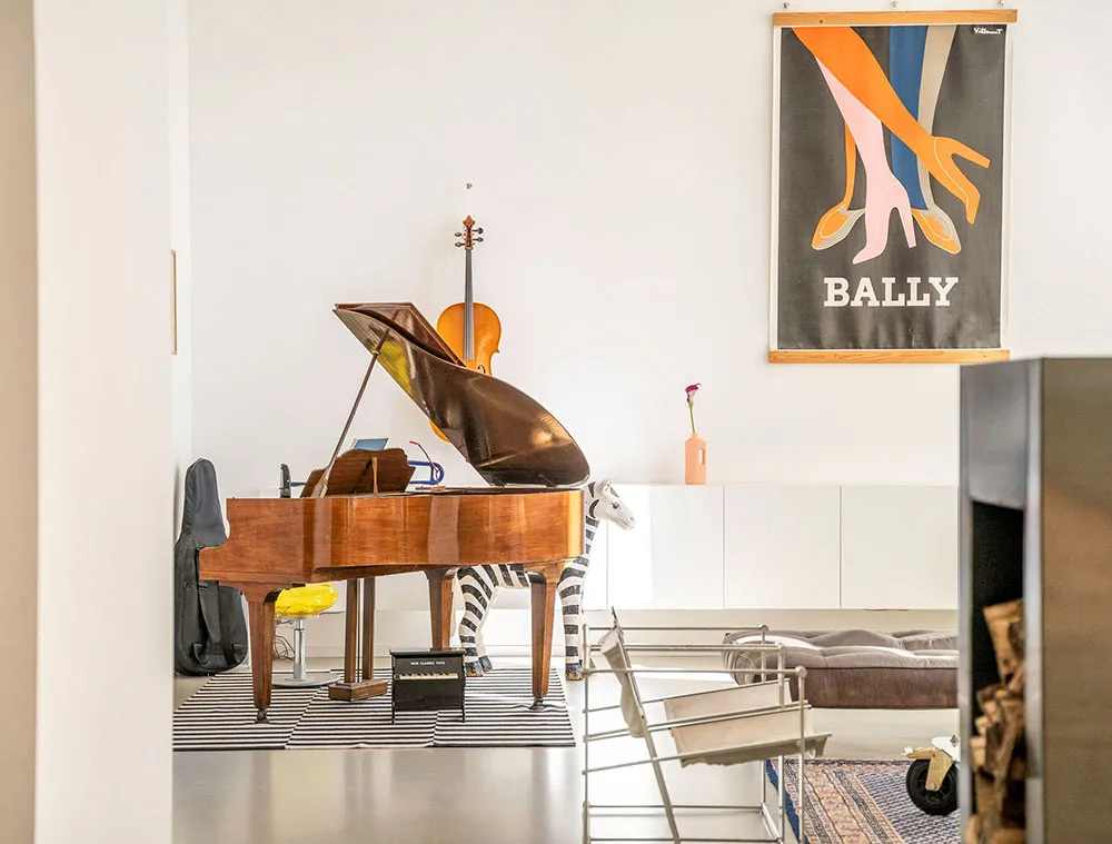 Bright Loft in Old School Building in Rotterdam - Gallery image 8