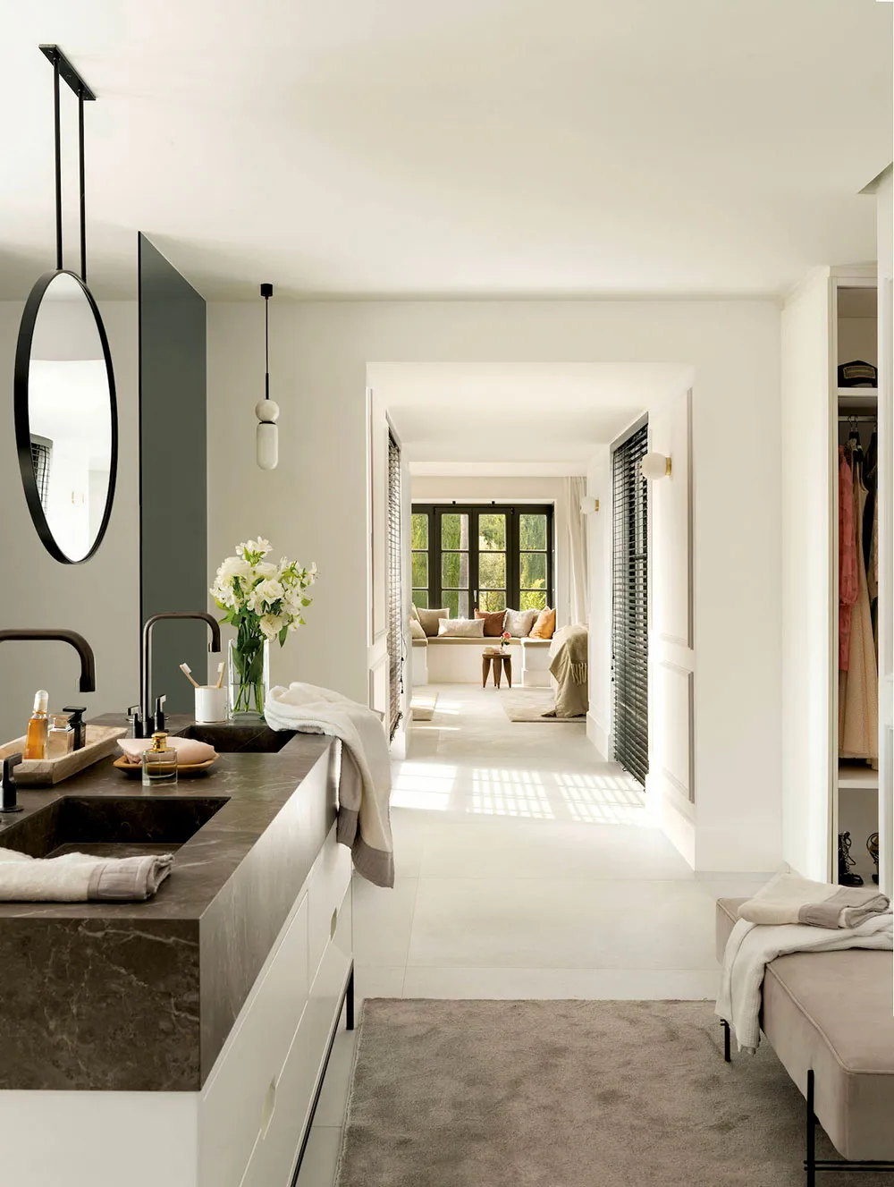 Intérieur élégant et élégant d'une maison moderne à Marbella - Gallery image 7