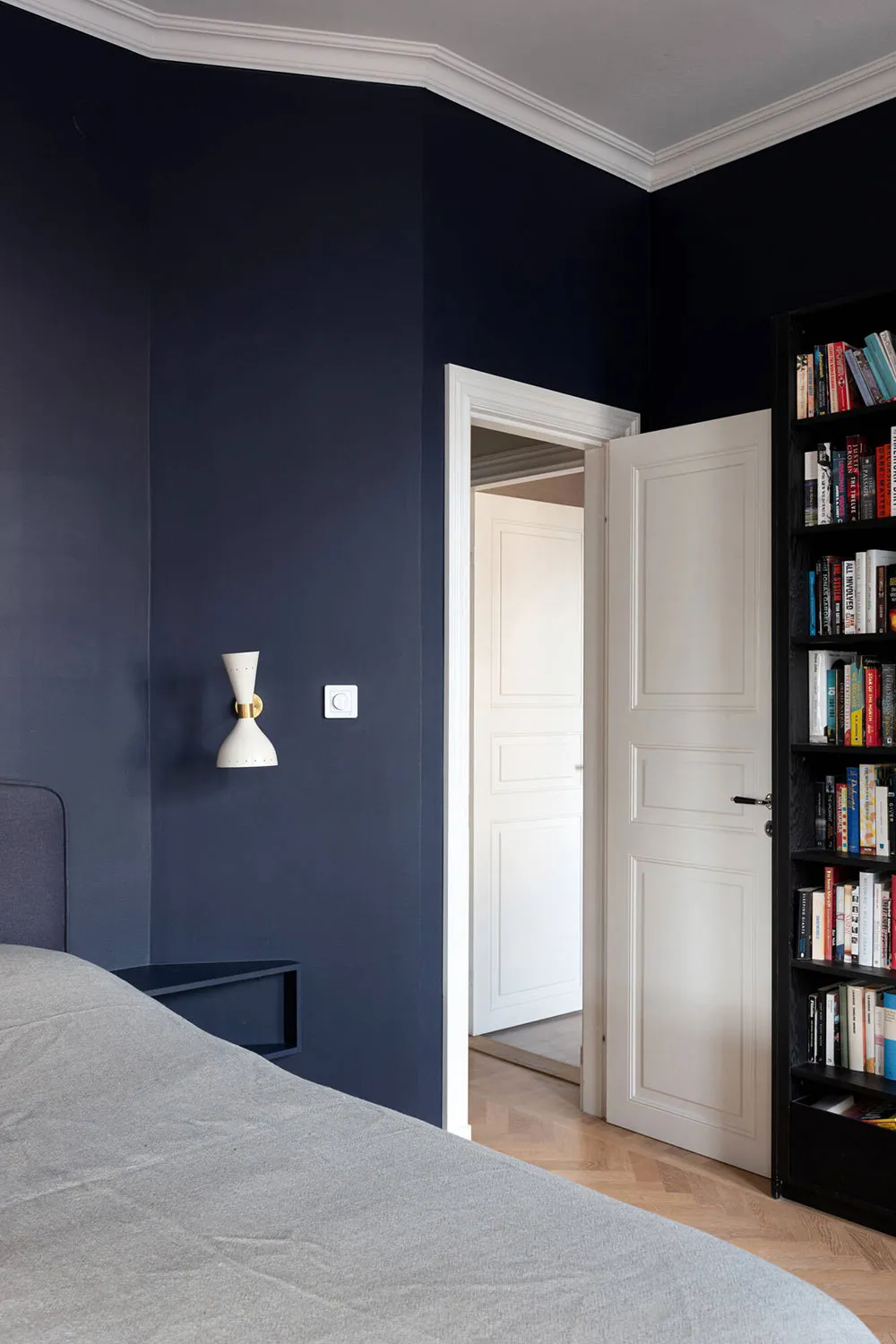 Designmöbel und modernes Kunst: Helle Wohnung in Stockholm - Gallery image 22