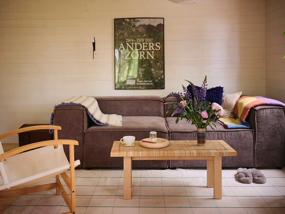 Светлые современные интерьеры старой шведской дачи - Gallery image 16