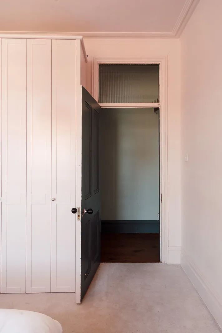 Mint Walls, Yellow Kitchen and Orange Sofa: Modern Interior in a London Townhouse - Gallery image 16