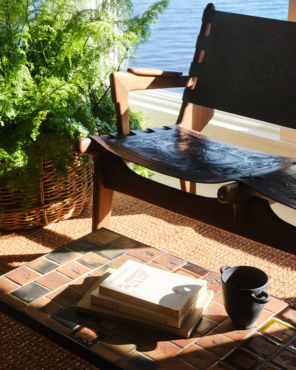 Интересный микс в декоре домика у воды в США - Gallery image 13