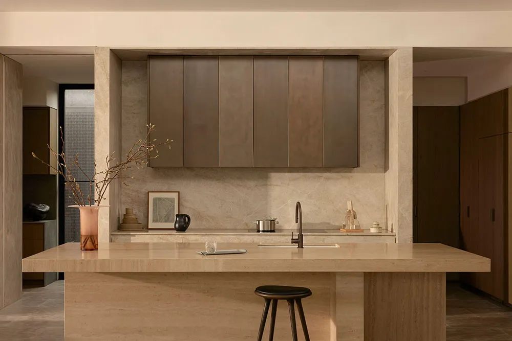 Modern House in Melbourne Built Around a Tree - Gallery image 3