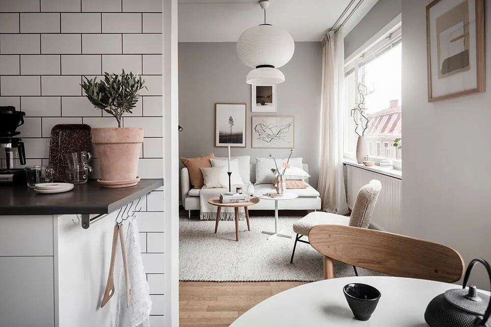 Budgetfreundlicher, aber angenehmer Interior einer kleinen Wohnung in Schweden (36 qm) - Gallery image 17