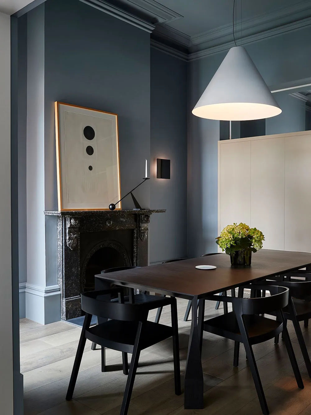 Элегантный современный интерьер в Мельбурне с атмосферной комнатой отдыха - Gallery image 2