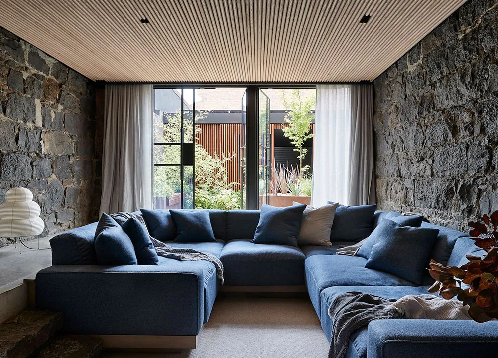 Элегантный современный интерьер в Мельбурне с атмосферной комнатой отдыха - Gallery image 7