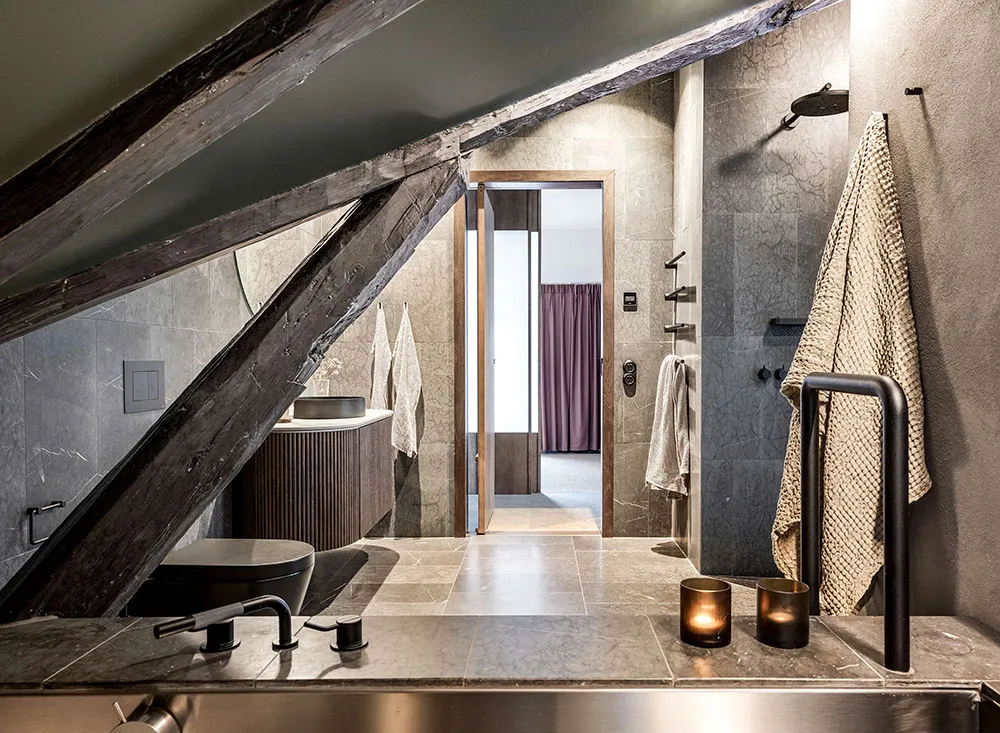 Японские мотивы в просторной мансардной квартире в Швеции - Gallery image 8