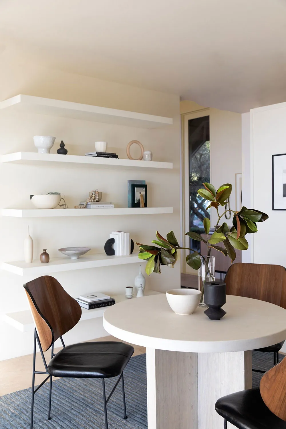 Невероятные виды на долину и спокойный натуральный дизайн: дом в Калифорнии - Gallery image 21