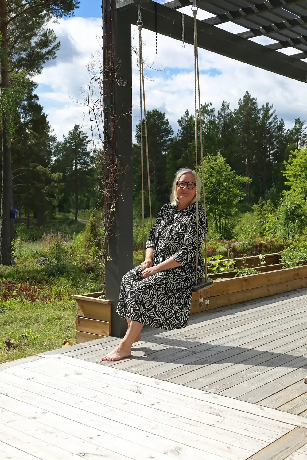 Reizvoller schwarzer Hüttenplatz am Waldrand in Schweden - Gallery image 14