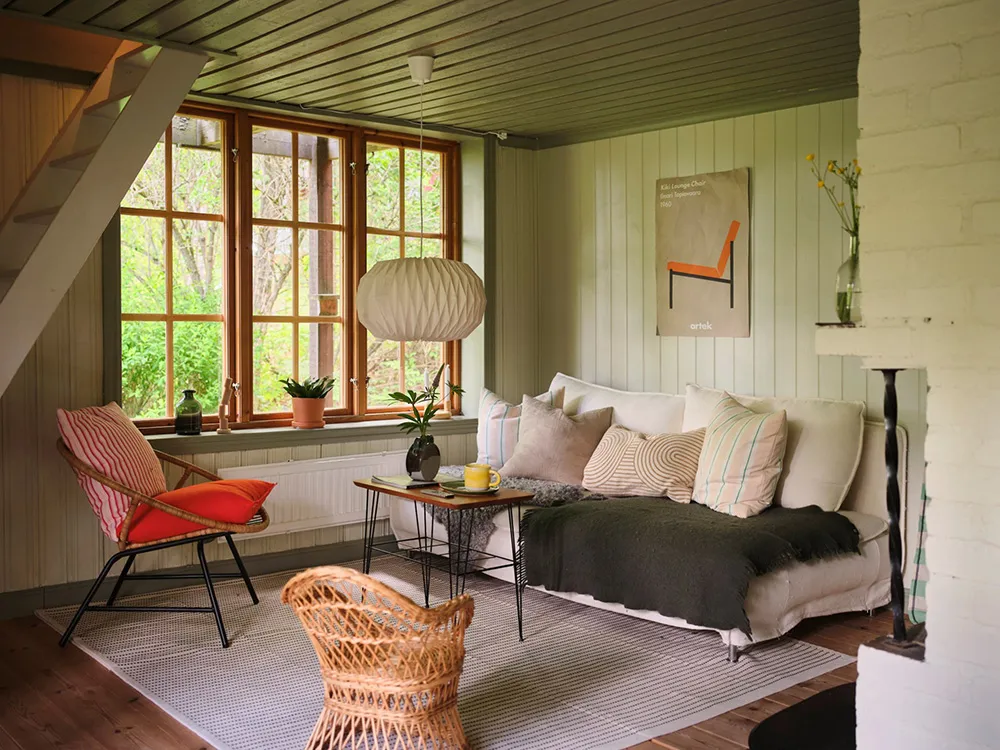Светлые современные интерьеры старой шведской дачи - Gallery image 24