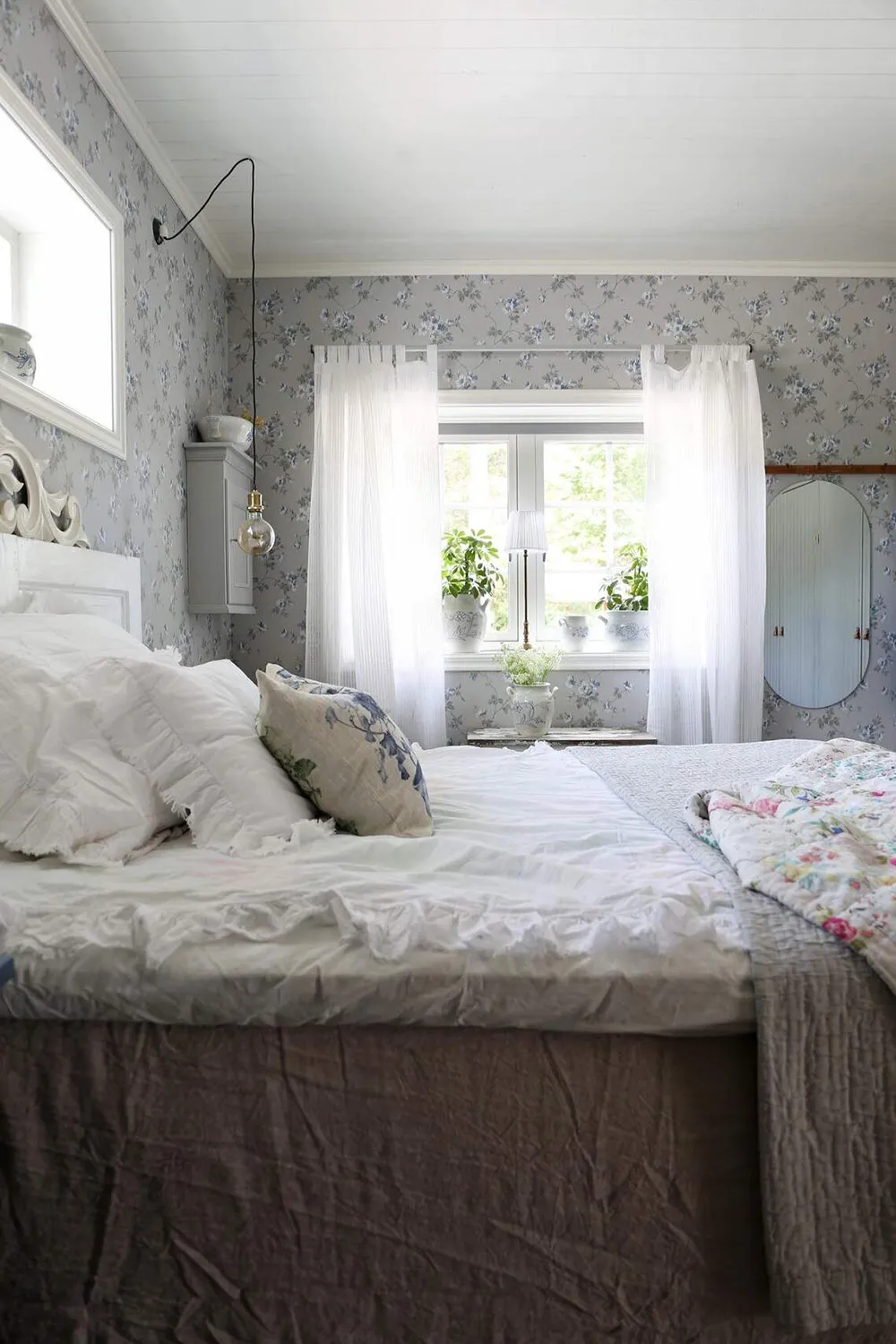 Reizvoller schwarzer Hüttenplatz am Waldrand in Schweden - Gallery image 9