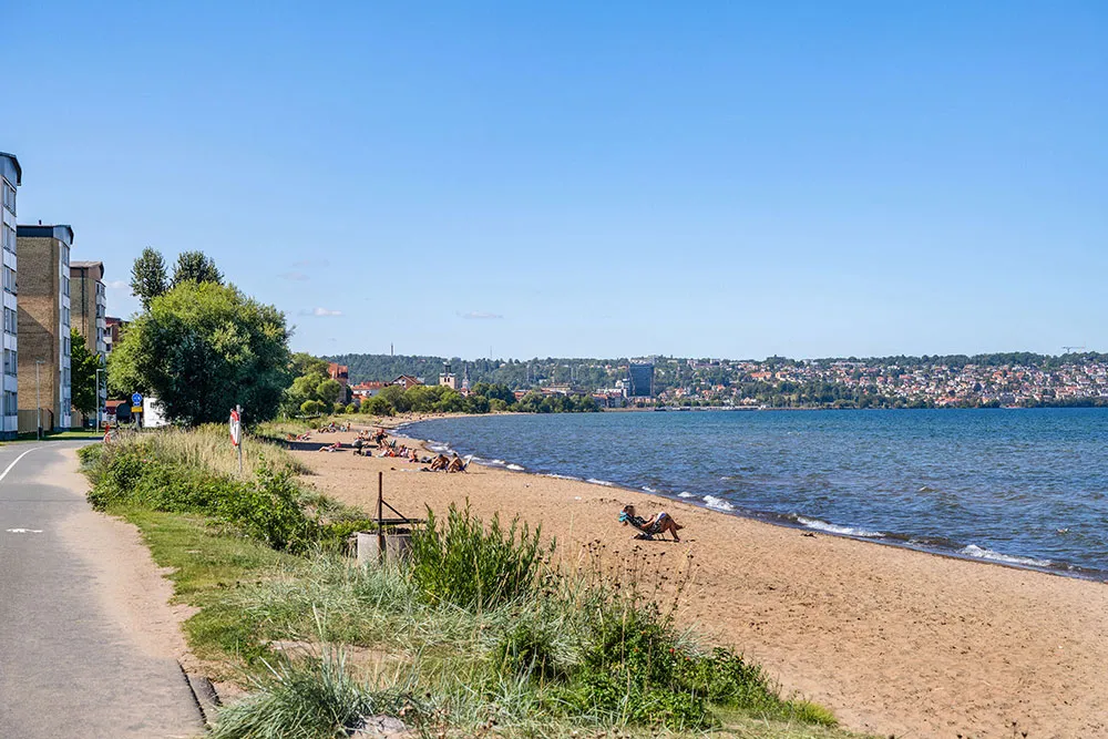 Японские мотивы в просторной мансардной квартире в Швеции - Gallery image 29