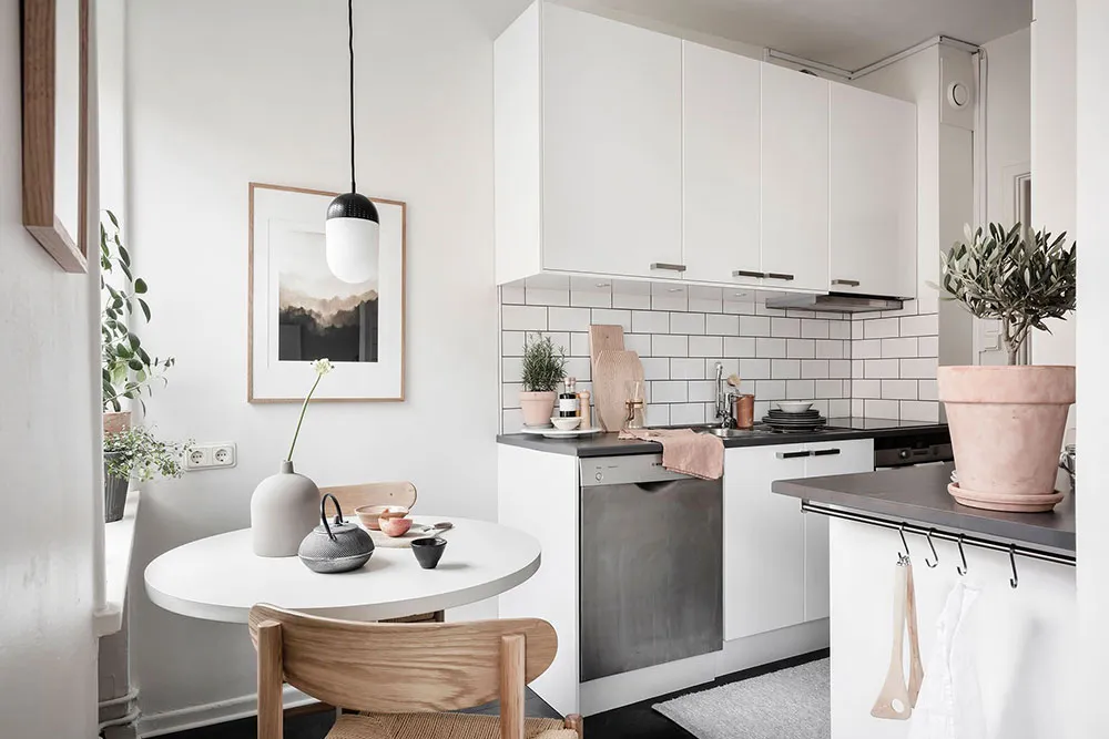 Budgetfreundlicher, aber angenehmer Interior einer kleinen Wohnung in Schweden (36 qm) - Gallery image 16