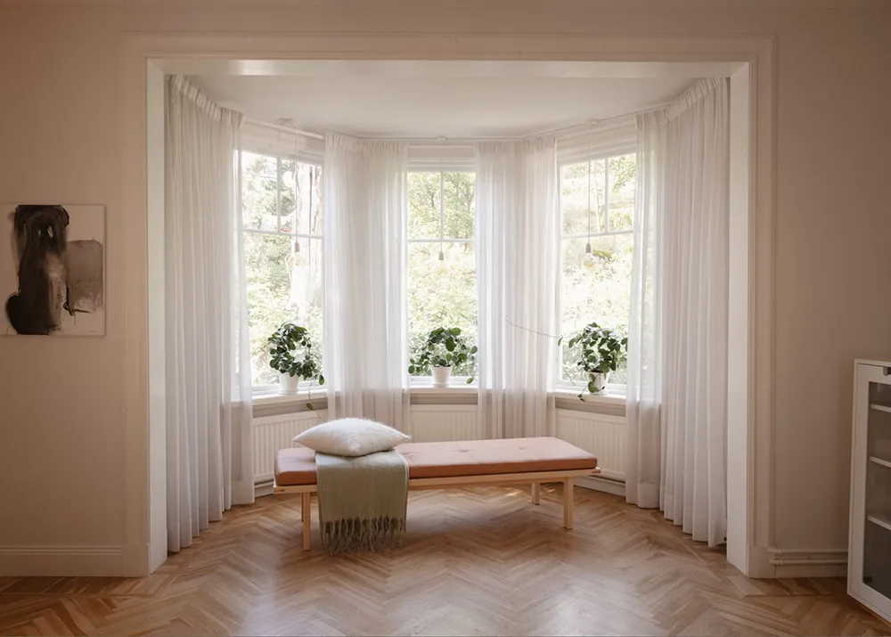 Piękny żółty domek z słończnymi wnętrzami w Szwecji - Gallery image 10