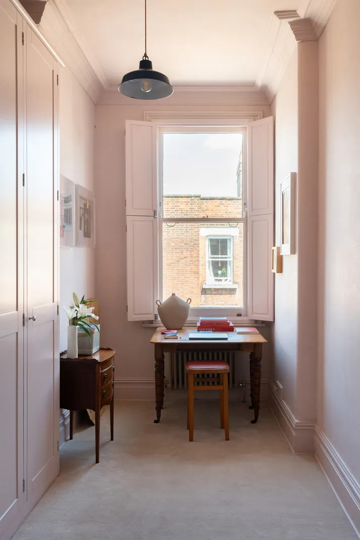 Mint Walls, Yellow Kitchen and Orange Sofa: Modern Interior in a London Townhouse - Gallery image 20