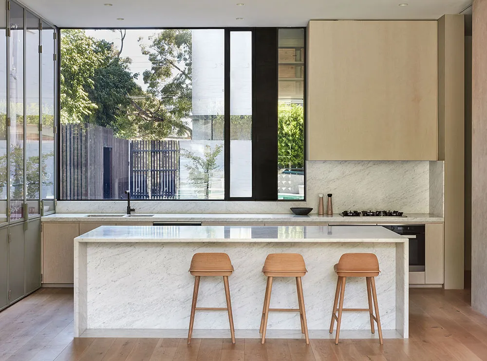 Alt Victorians Haus in Melbourne mit hellem modernem Anbau - Gallery image 3