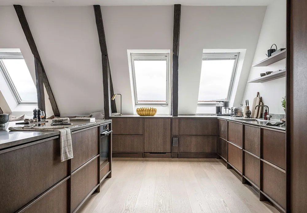 Японские мотивы в просторной мансардной квартире в Швеции - Gallery image 20