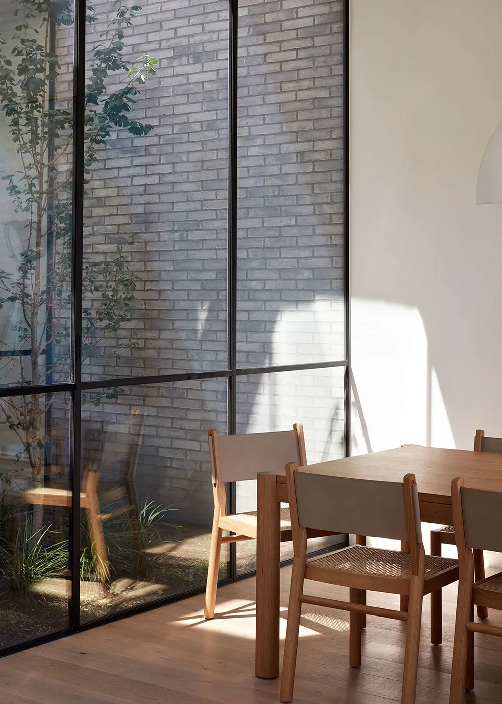 Alt Victorians Haus in Melbourne mit hellem modernem Anbau - Gallery image 6