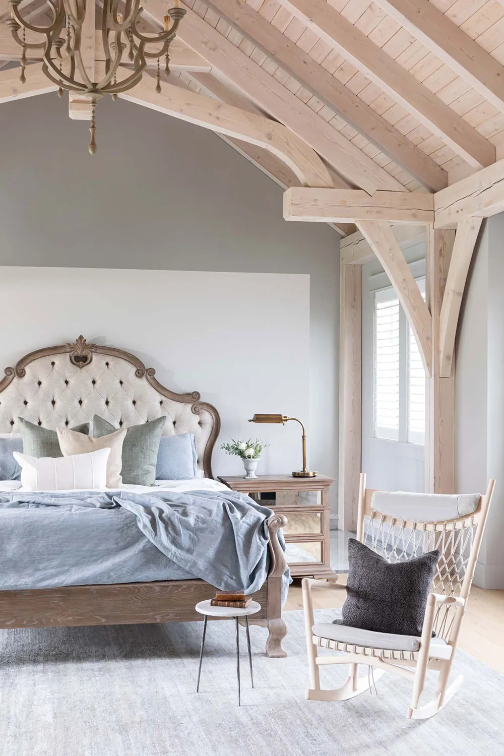 Notes de design français dans les intérieurs d'une villa au Canada - Gallery image 15