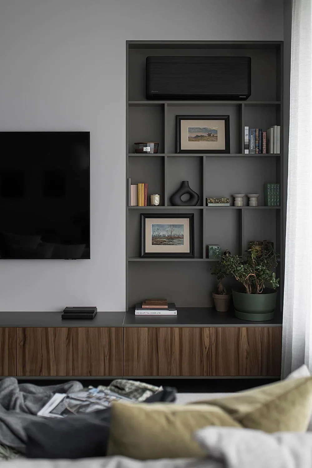 Diseños de interiores elegantes y sobrios en apartamento moderno en Kiev (76 m²) - Gallery image 6