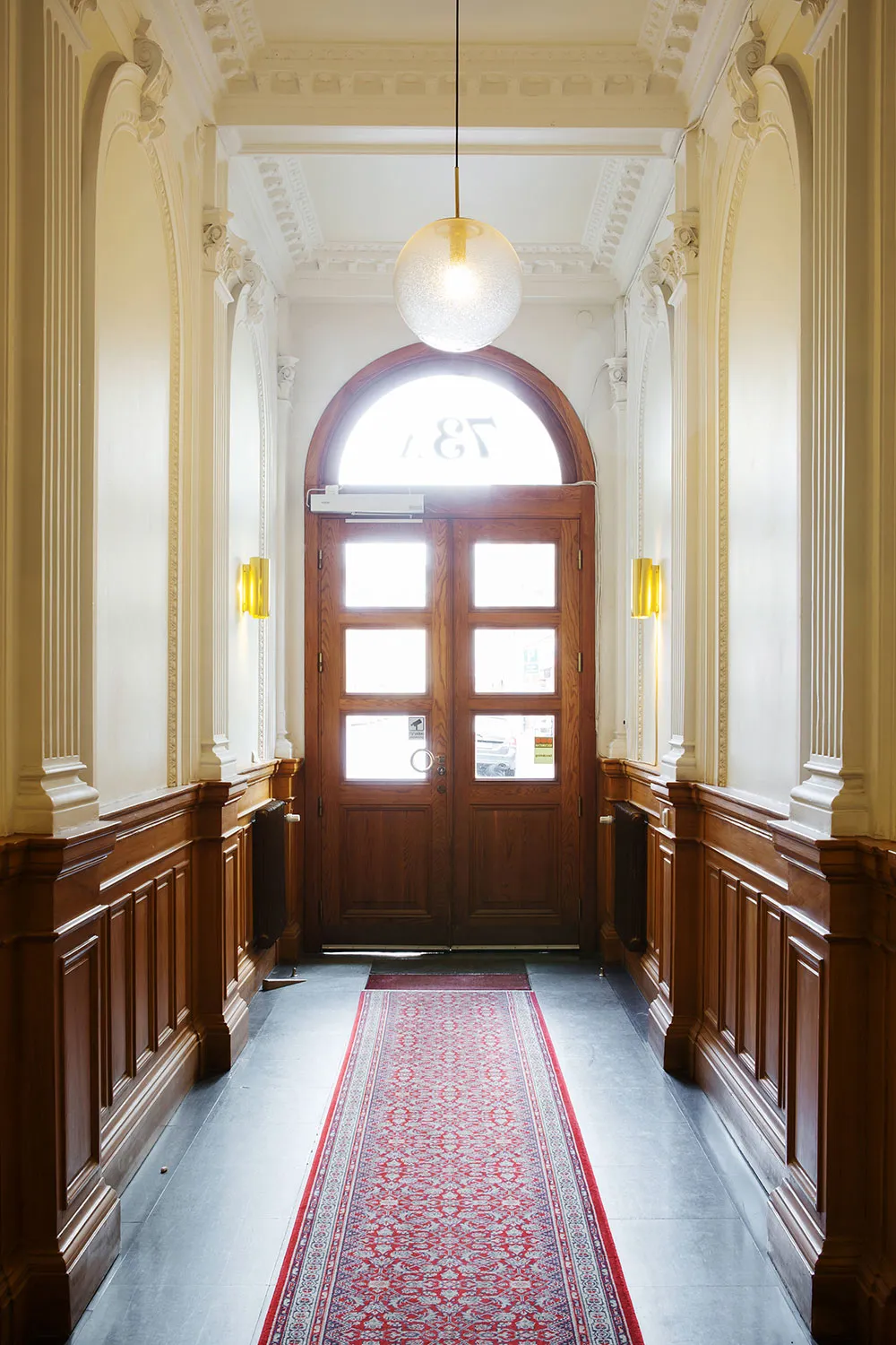 Designmöbel und modernes Kunst: Helle Wohnung in Stockholm - Gallery image 29