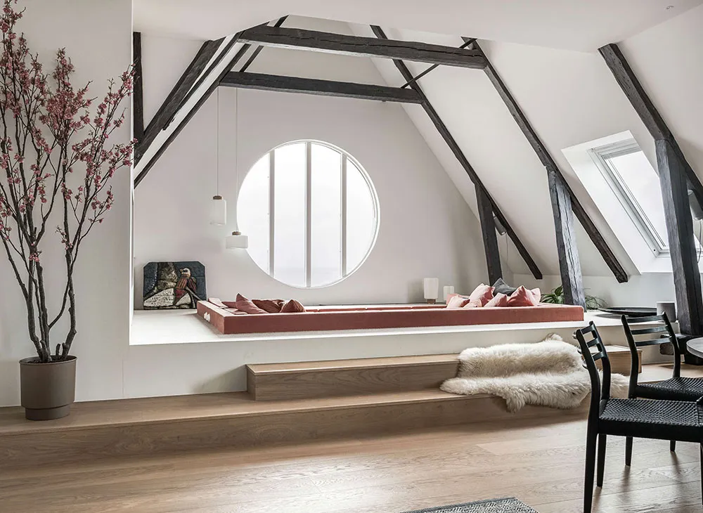 Японские мотивы в просторной мансардной квартире в Швеции - Gallery image 3