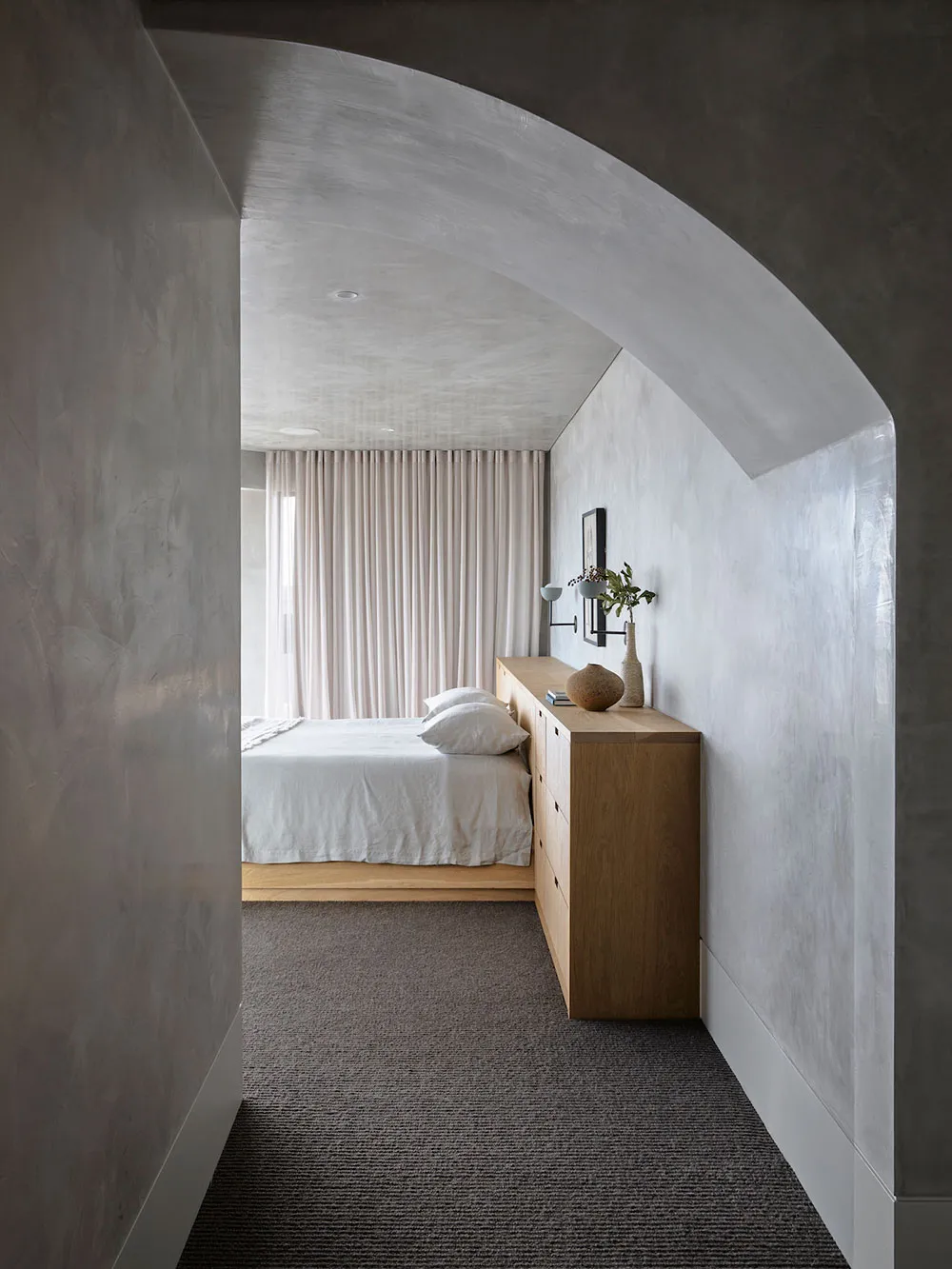 Тепло натурального дерева і елегантність каменю: затишний будинок у Сіднеї - Gallery image 16