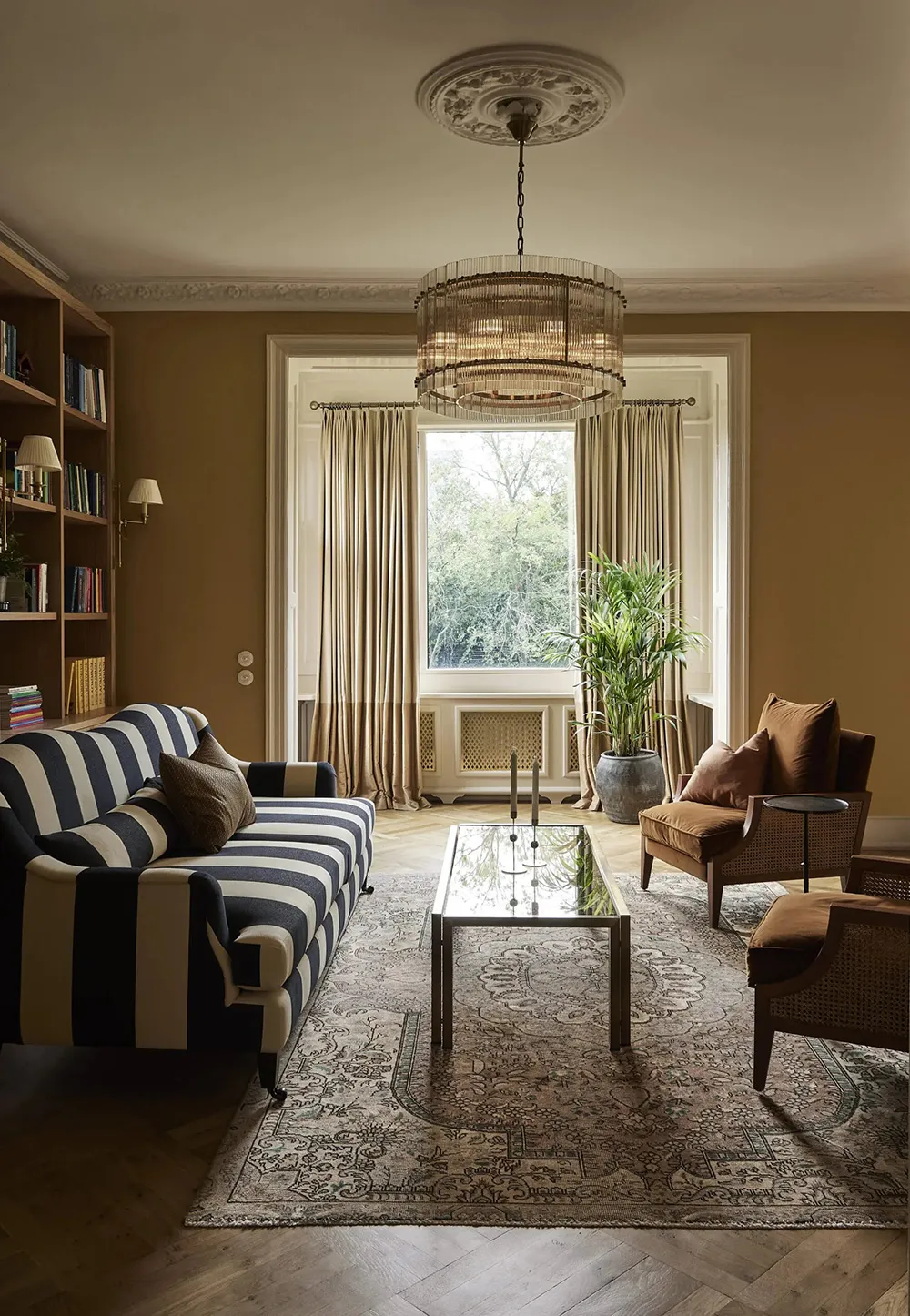 Mix cosy de style anglais et scandinave dans les œuvres de l'atelier Pernille Lind - Gallery image 3